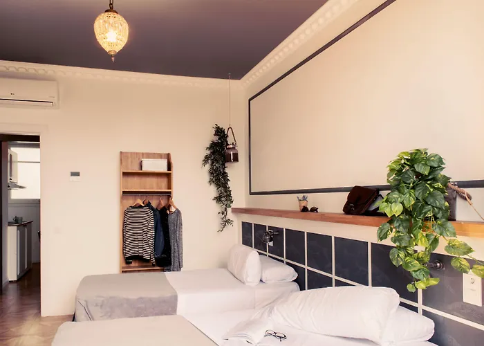 Хостел Casa Gracia Барселона