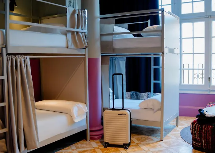 Хостел Casa Gracia Барселона